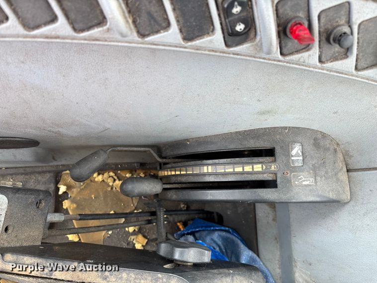 image for item FG0306 2008 New Holland T6020 tractor