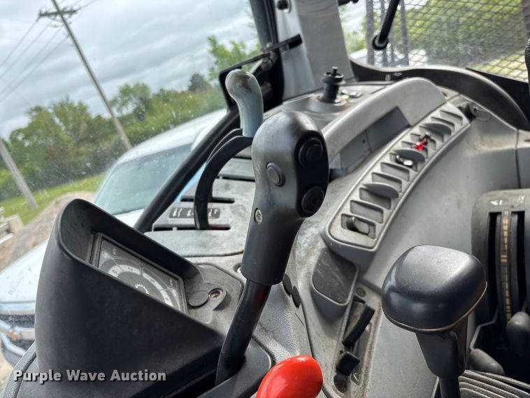 image for item FG0306 2008 New Holland T6020 tractor