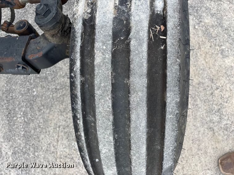 image for item FG0306 2008 New Holland T6020 tractor