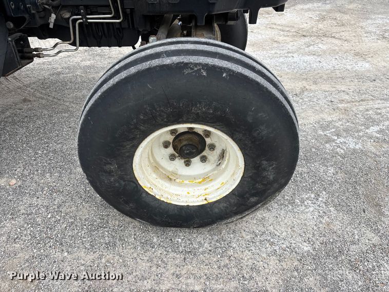 image for item FG0306 2008 New Holland T6020 tractor