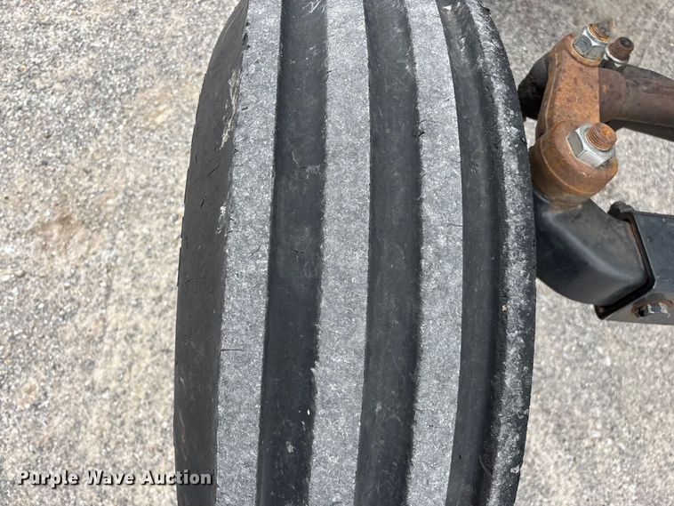 image for item FG0306 2008 New Holland T6020 tractor