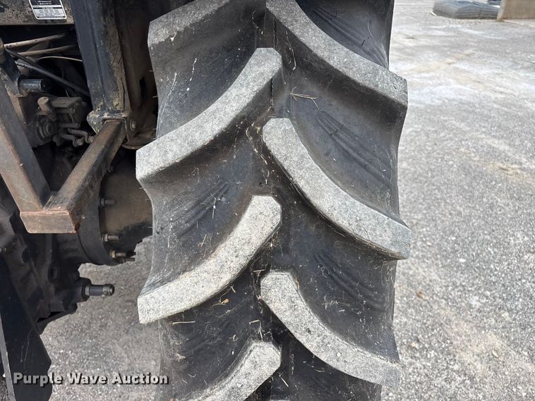 image for item FG0306 2008 New Holland T6020 tractor