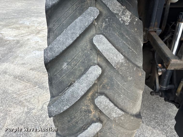 image for item FG0306 2008 New Holland T6020 tractor