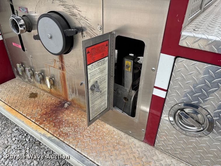 image for item FG0315 1996 E-One pumper fire truck