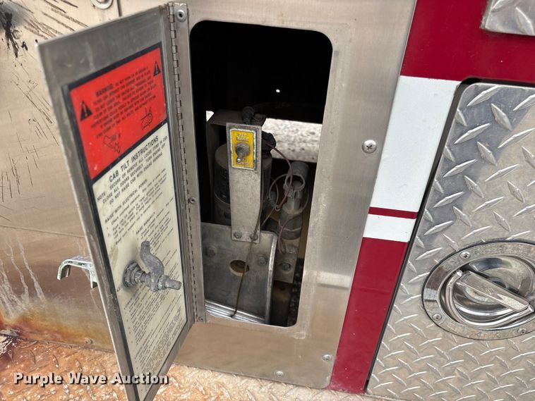 image for item FG0315 1996 E-One pumper fire truck