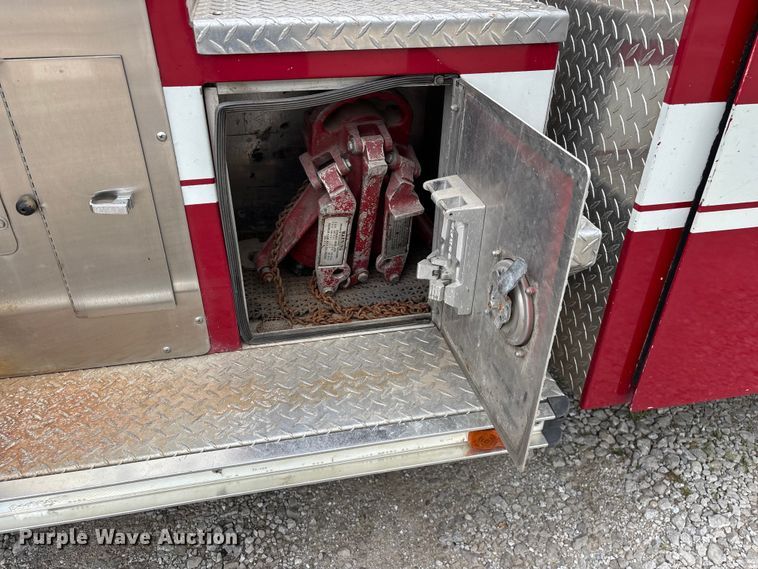 image for item FG0315 1996 E-One pumper fire truck