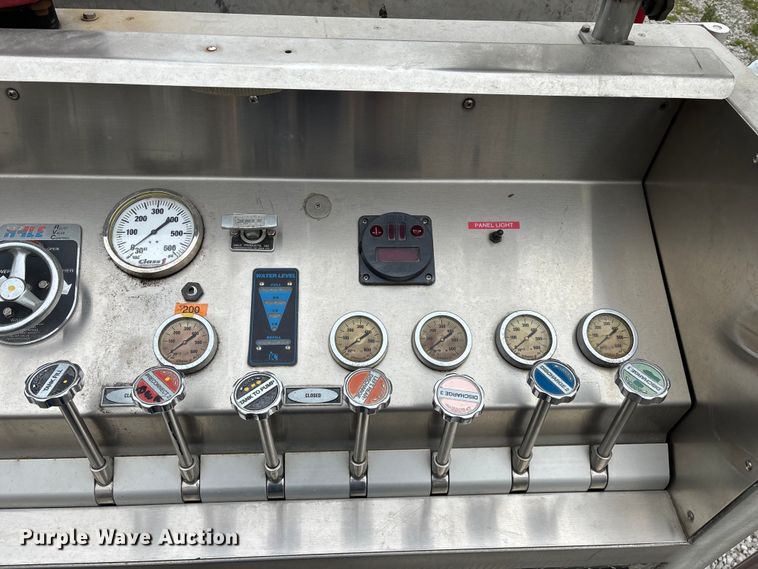 image for item FG0315 1996 E-One pumper fire truck