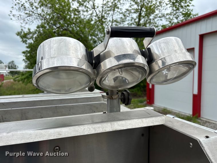 image for item FG0315 1996 E-One pumper fire truck