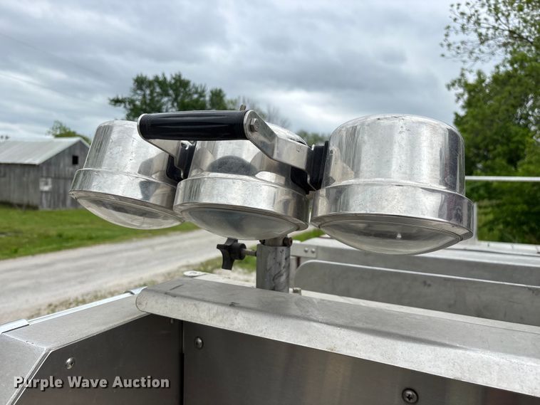 image for item FG0315 1996 E-One pumper fire truck