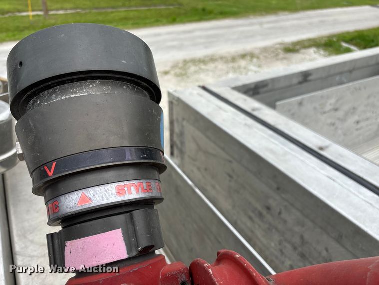 image for item FG0315 1996 E-One pumper fire truck