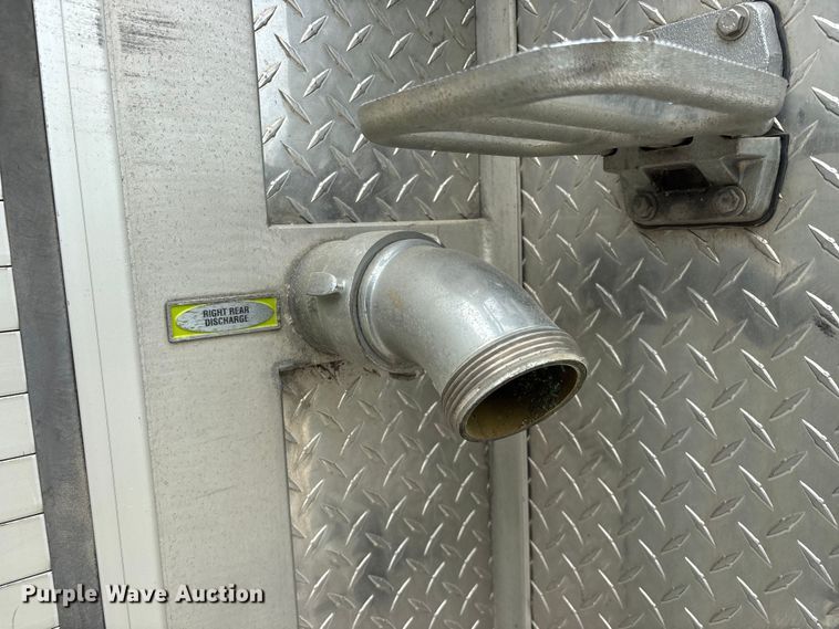 image for item FG0315 1996 E-One pumper fire truck