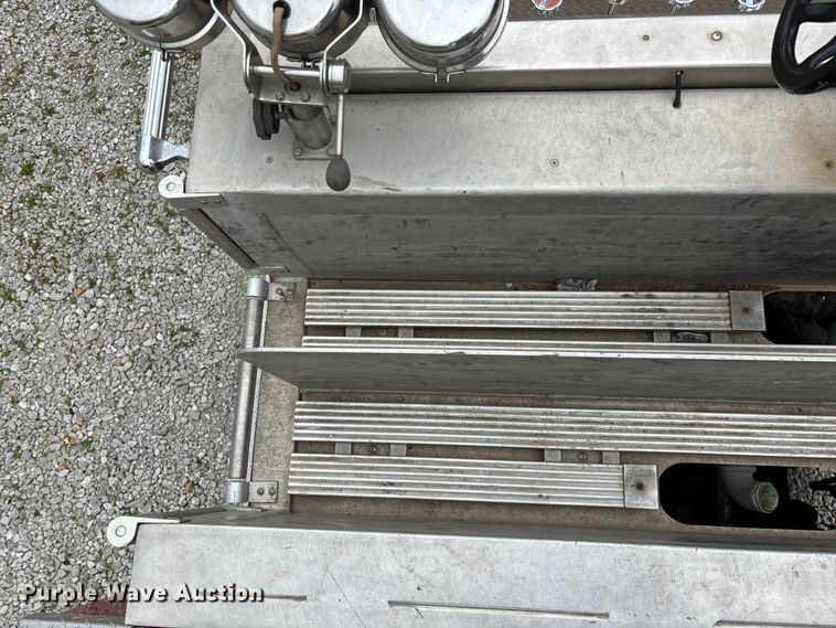 image for item FG0315 1996 E-One pumper fire truck