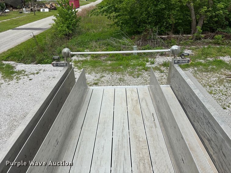 image for item FG0315 1996 E-One pumper fire truck