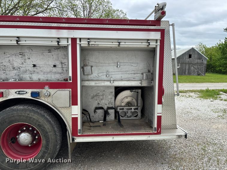 image for item FG0315 1996 E-One pumper fire truck