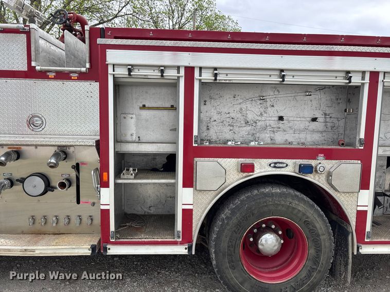 image for item FG0315 1996 E-One pumper fire truck