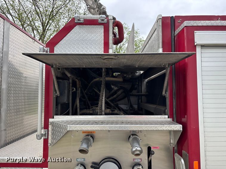 image for item FG0315 1996 E-One pumper fire truck