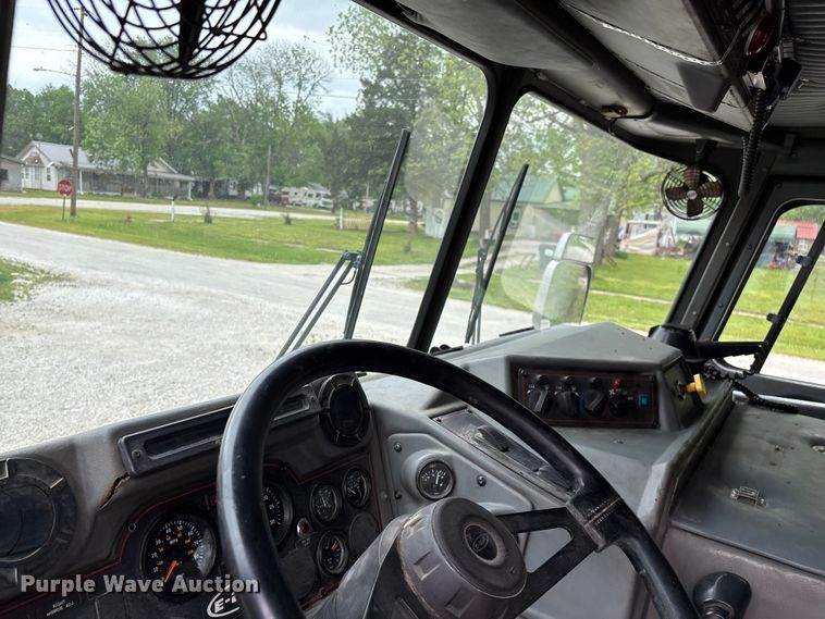 image for item FG0315 1996 E-One pumper fire truck