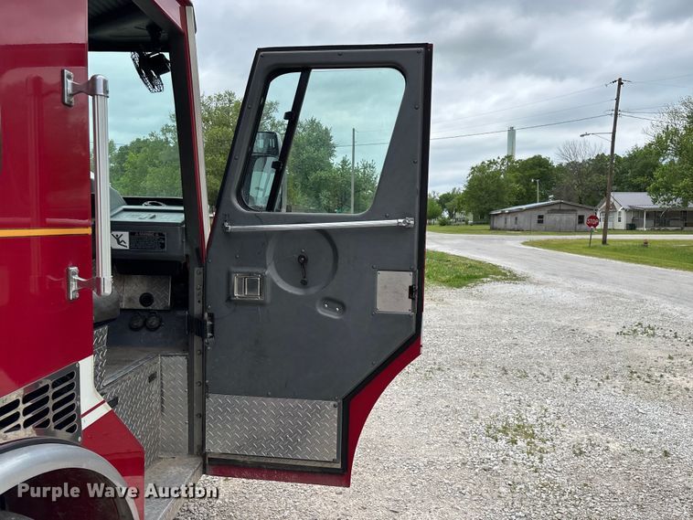 image for item FG0315 1996 E-One pumper fire truck