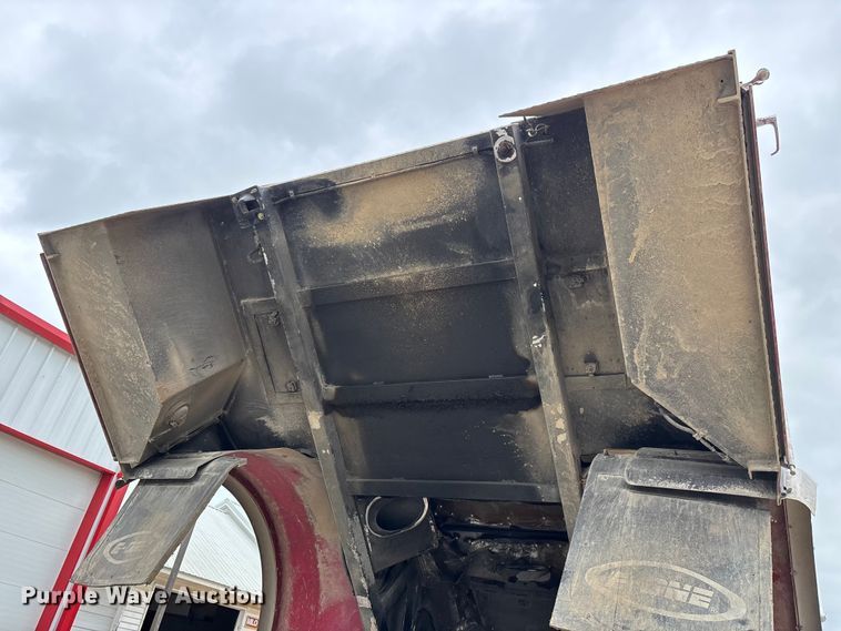 image for item FG0315 1996 E-One pumper fire truck