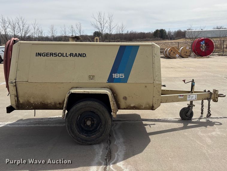 image for item FG2778 1989 Ingersoll Rand 185 air compressor