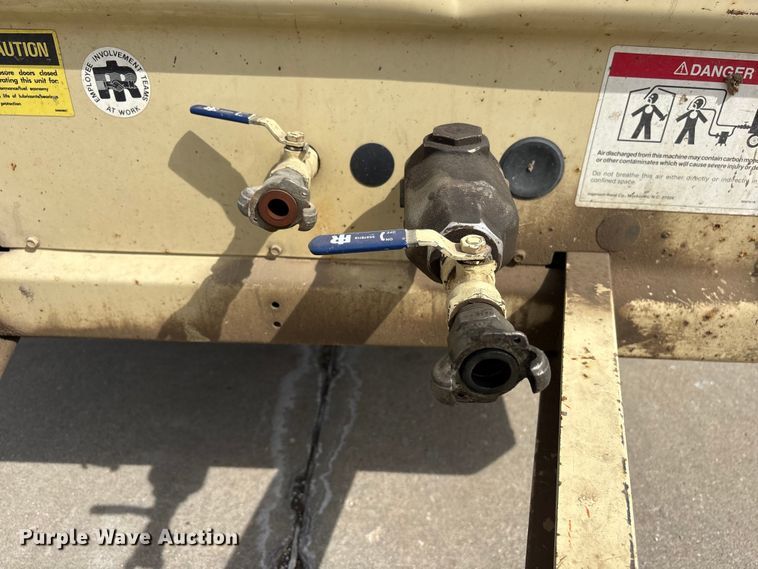 image for item FG2778 1989 Ingersoll Rand 185 air compressor