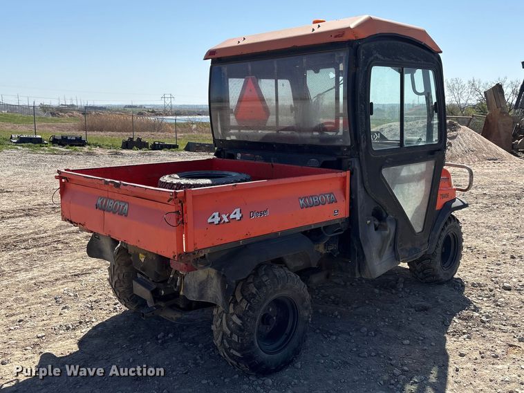 image for item FG2901 2004 Kubota RTV900 utility vehicle