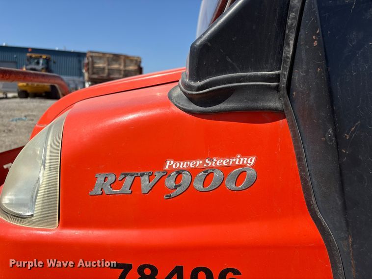 image for item FG2901 2004 Kubota RTV900 utility vehicle