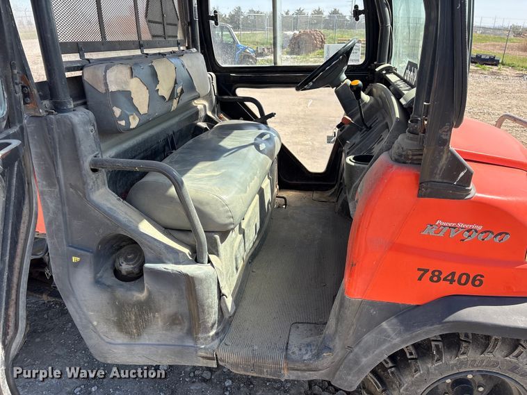 image for item FG2901 2004 Kubota RTV900 utility vehicle