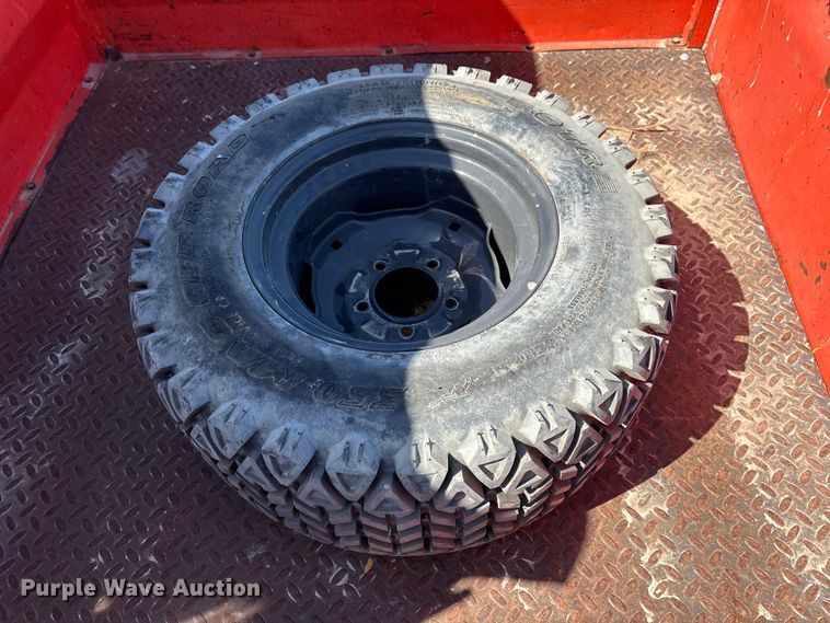 image for item FG2901 2004 Kubota RTV900 utility vehicle