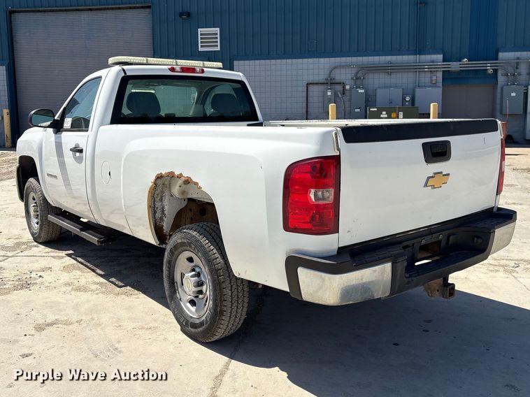 image for item FG2903 2010 Chevrolet Silverado 2500HD pickup truck