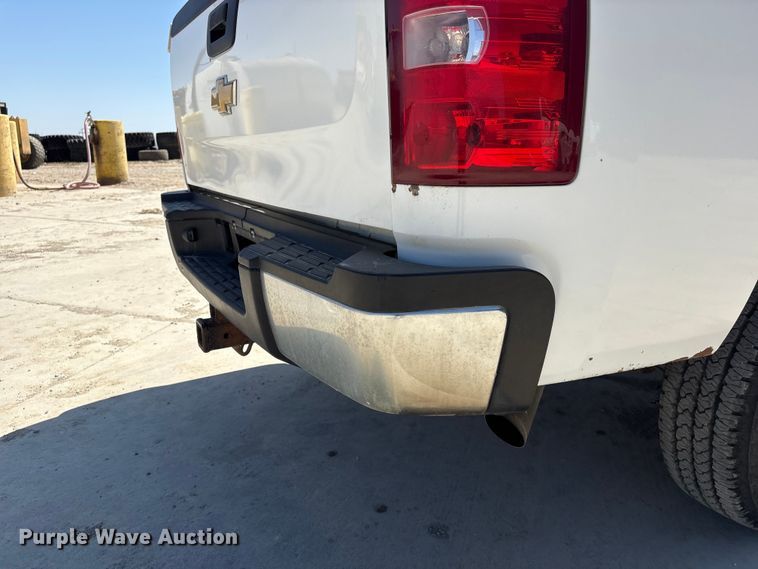 image for item FG2903 2010 Chevrolet Silverado 2500HD pickup truck