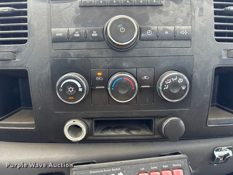 image for item FG2903 2010 Chevrolet Silverado 2500HD pickup truck