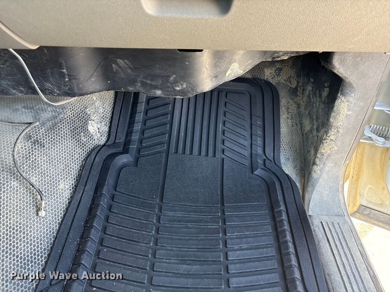 image for item FG2903 2010 Chevrolet Silverado 2500HD pickup truck