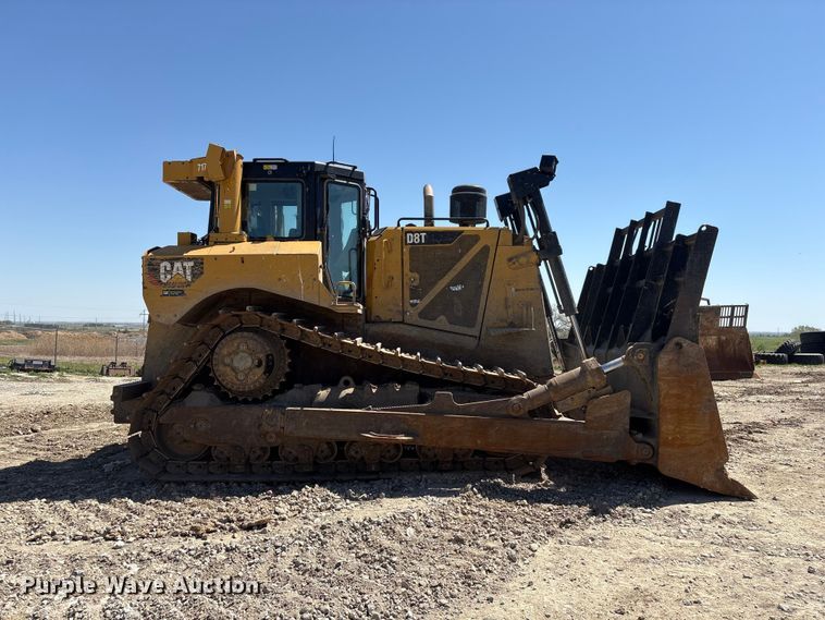 image for item FG2904 2015 Caterpillar D8T dozer