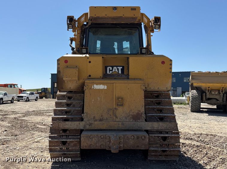 image for item FG2904 2015 Caterpillar D8T dozer