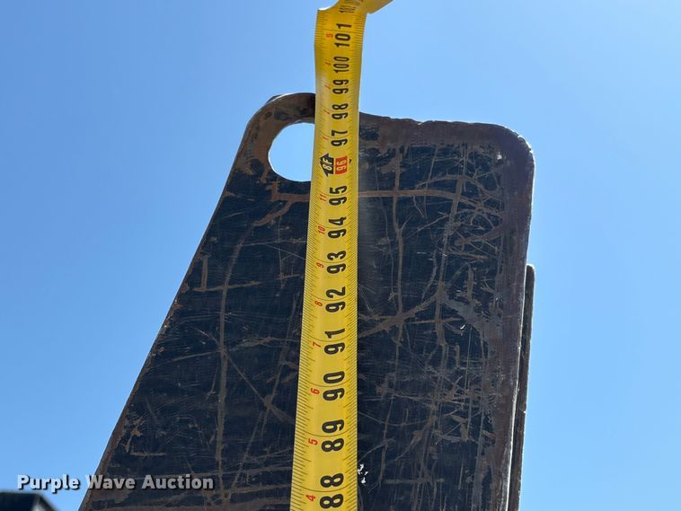 image for item FG2904 2015 Caterpillar D8T dozer