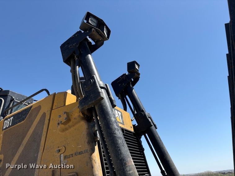 image for item FG2904 2015 Caterpillar D8T dozer