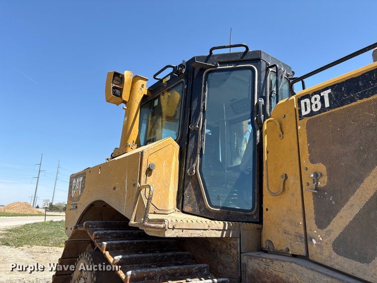 image for item FG2904 2015 Caterpillar D8T dozer