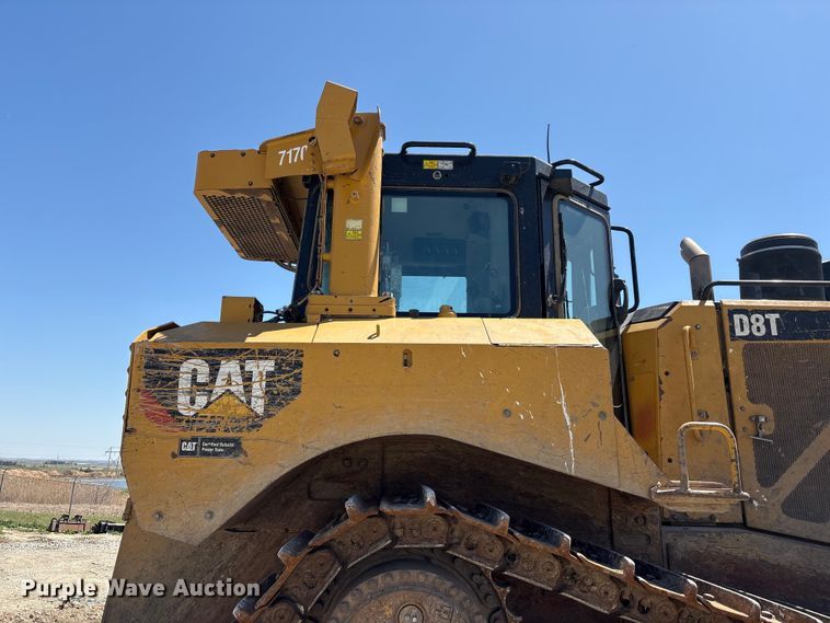 image for item FG2904 2015 Caterpillar D8T dozer