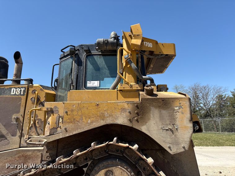 image for item FG2904 2015 Caterpillar D8T dozer