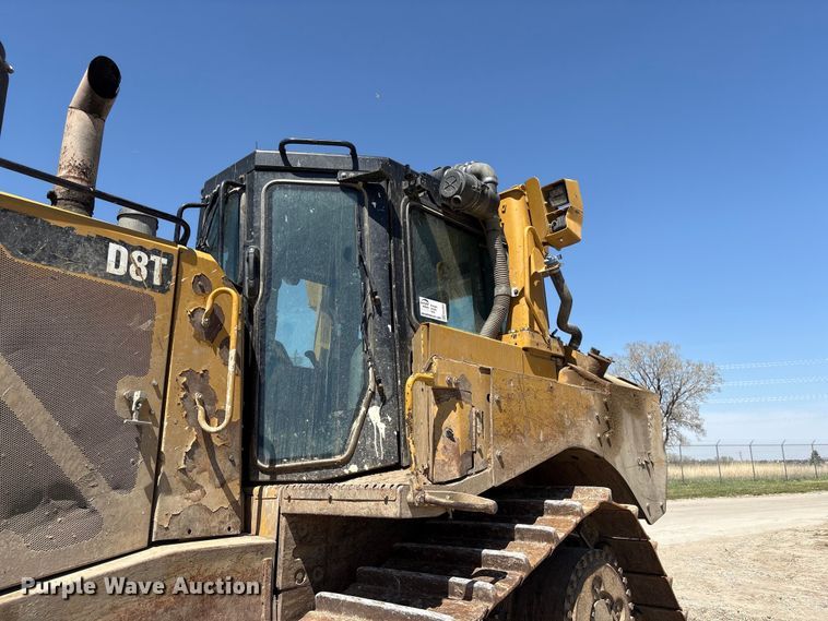 image for item FG2904 2015 Caterpillar D8T dozer