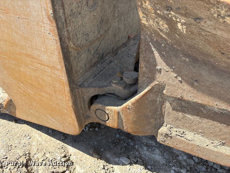 image for item FG2904 2015 Caterpillar D8T dozer