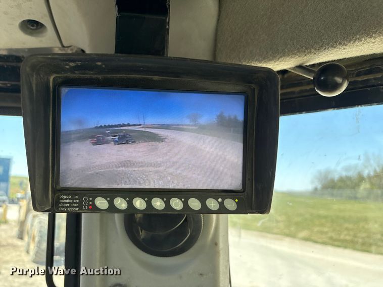 image for item FG2904 2015 Caterpillar D8T dozer