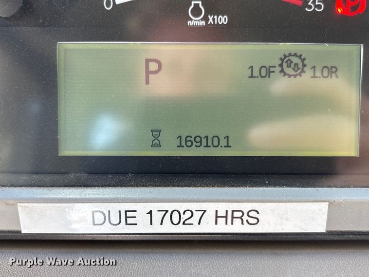 image for item FG2904 2015 Caterpillar D8T dozer