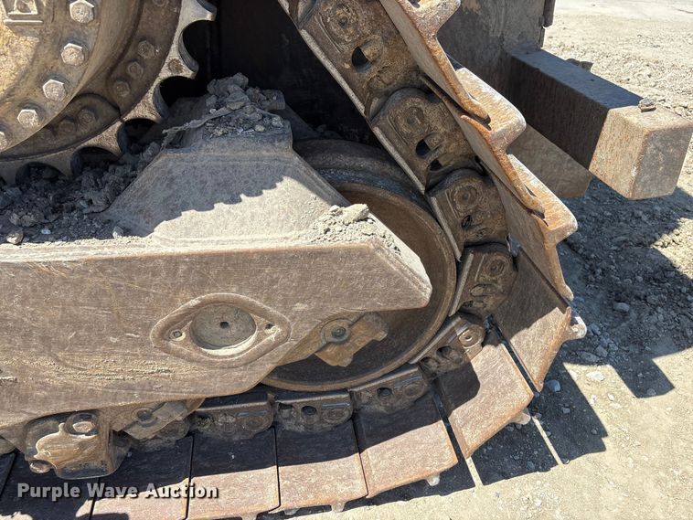 image for item FG2904 2015 Caterpillar D8T dozer