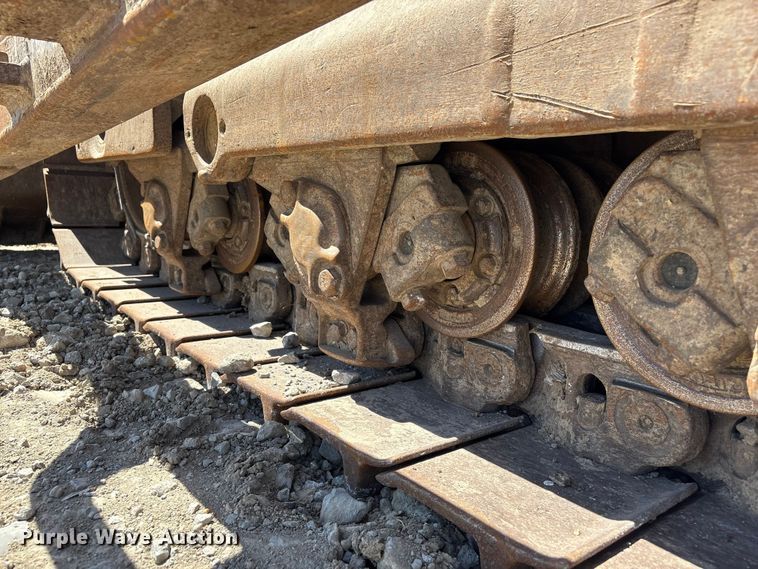 image for item FG2904 2015 Caterpillar D8T dozer