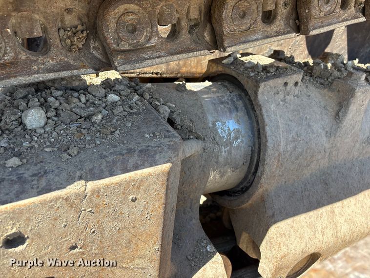 image for item FG2904 2015 Caterpillar D8T dozer