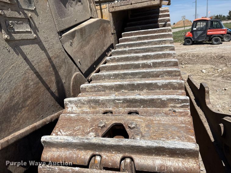 image for item FG2904 2015 Caterpillar D8T dozer