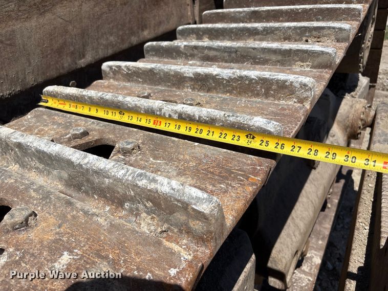 image for item FG2904 2015 Caterpillar D8T dozer