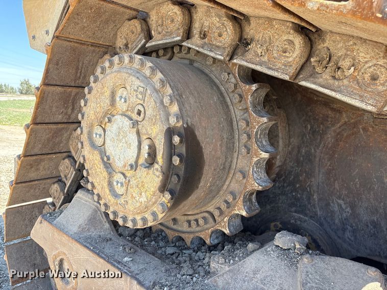 image for item FG2904 2015 Caterpillar D8T dozer